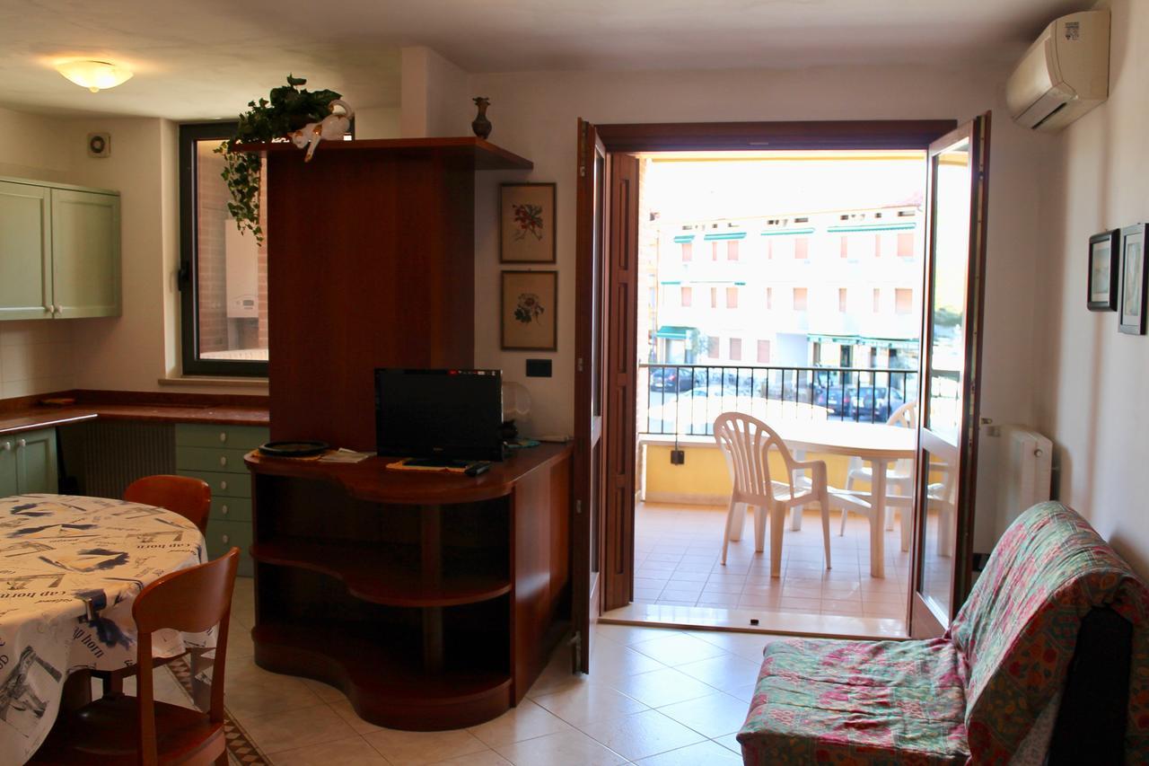 Isola Del Sole Apartment Grado Exterior photo